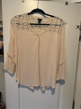 new directions Cream Lace Yoke Peasant Blouse